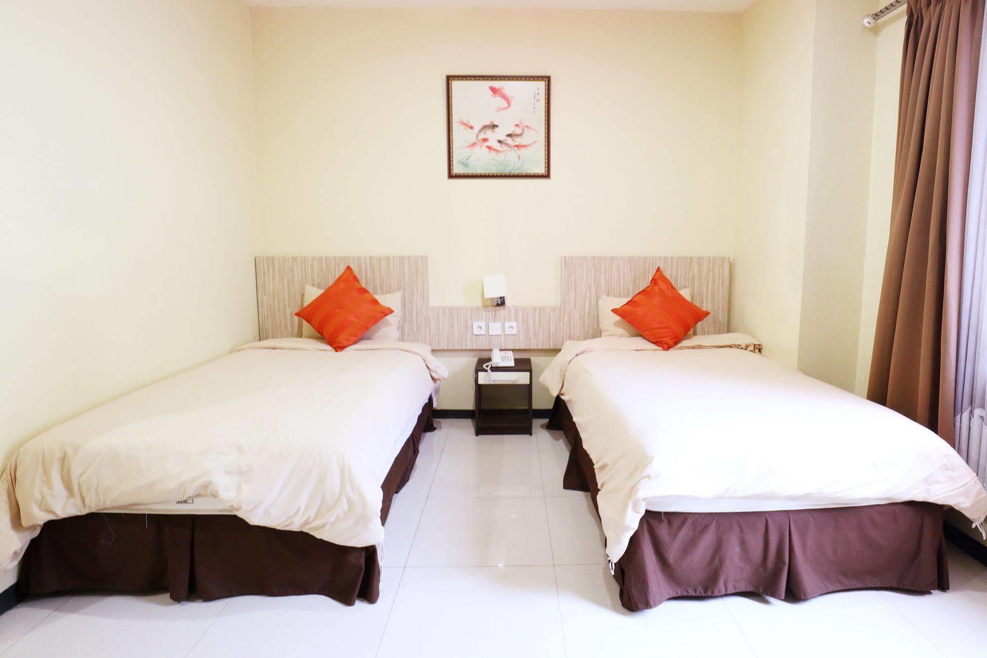 Agraha Andalas Hotel Makassar Eksteriør billede