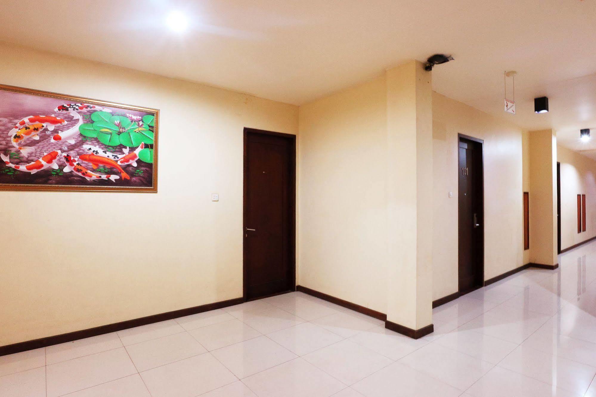 Agraha Andalas Hotel Makassar Eksteriør billede
