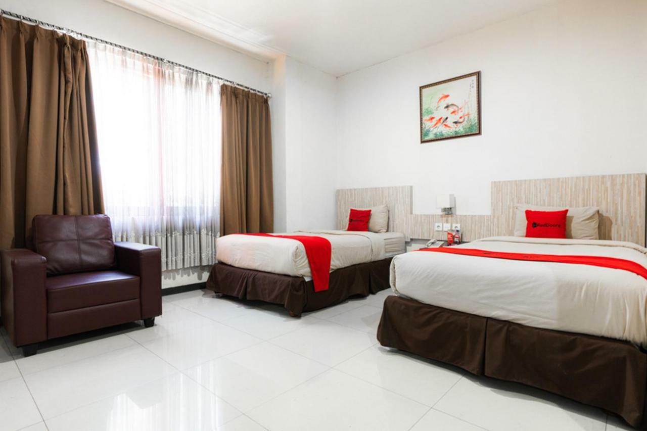 Agraha Andalas Hotel Makassar Eksteriør billede