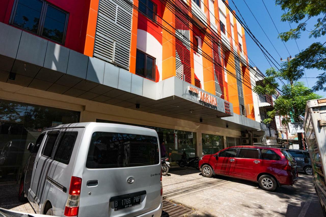 Agraha Andalas Hotel Makassar Eksteriør billede